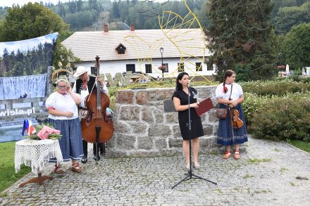 Otwarcie wystawy plenerowej "Piekno jest w każdym z nas".