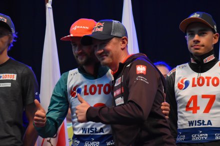 Markus Eisenbichler z Adamem Małyszem