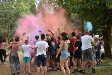 Holi Święto Kolorów