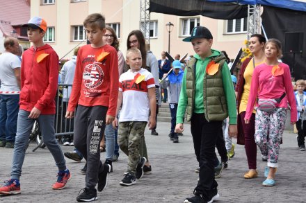 Korowód dożynkowy przeszedł przez Wisłę