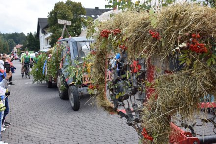 Korowód dożynkowy przeszedł przez Wisłę