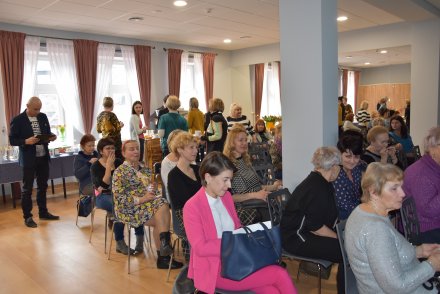 zgromadzona publiczność