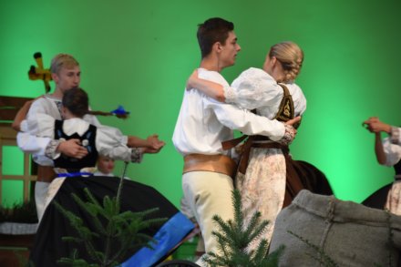 Obrzęd dożynkowy w amfiteatrze