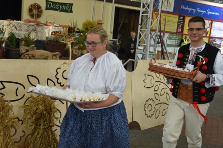 Obrzęd dożynkowy w wiślańskim amfiteatrze