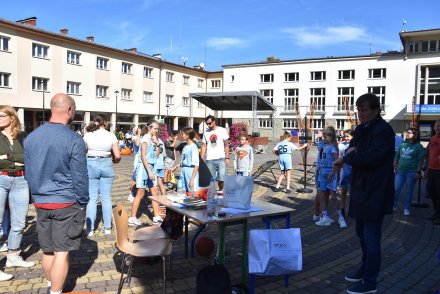 Konkursy koszykarskie.