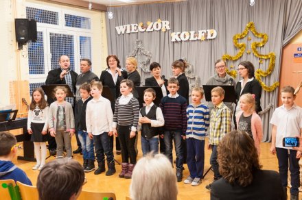 Występ dzieci ze Szkoły Podstawowej nr 2
