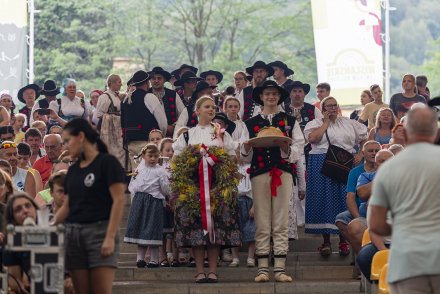 Wiślańskie Dożynki - rozpoczęcie uroczystości w Amfiteatrze