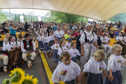 Wiślańskie Dożynki - uroczystości w amfiteatrze