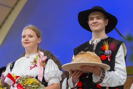Wiślańskie Dożynki - uroczystości w amfiteatrze - Przodownicy