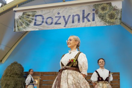 Wiślańskie Dożynki - występ Zespołu Regionalnego "Wisła"