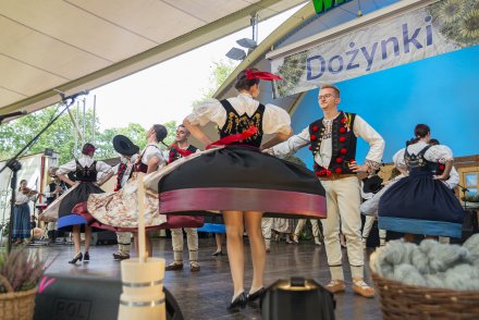 Wiślańskie Dożynki - występ Zespołu Regionalnego "Wisła"