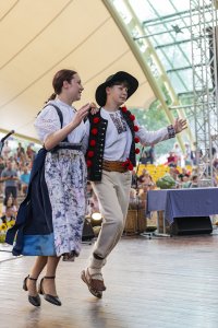 Wiślańskie Dożynki - występ Zespołu Regionalnego "Wisła"