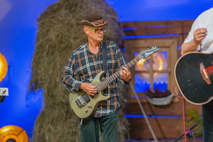Wiślańskie Dożynki - koncert zespołu Jan Wojdak & Wawele