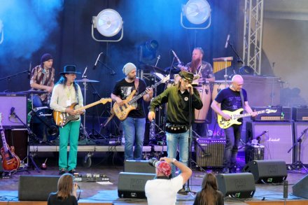 Fragment występu zespołu Korek