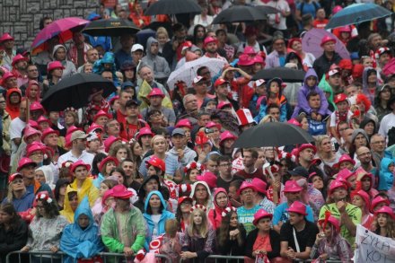 Kibice na skoczni w Malince