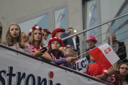 Kibice na skoczni w Malince