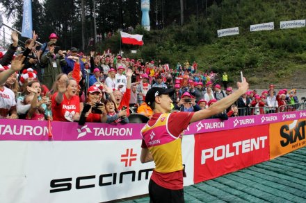 Kamil Stoch z kibicami