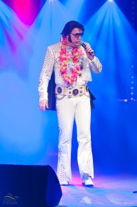 Sobowtór Elvisa Presley'a na scenie