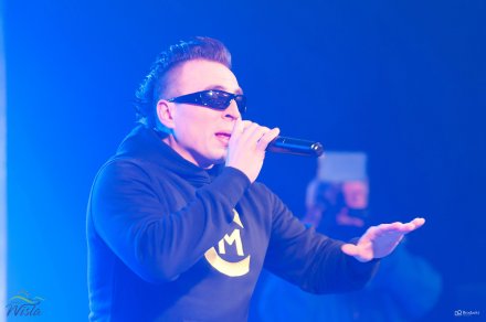 Czadoman podczas koncertu w Strefie Kibica