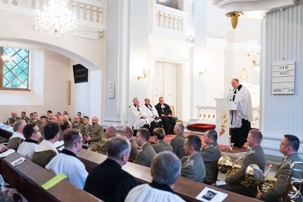 Fragment nabożeństwa ekumenicznego w kościele Apostołów Piotra i Pawła - fot. Szymon Brodacki