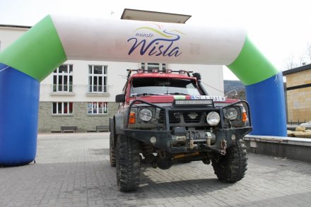 Załogi na starcie na placu Hoffa