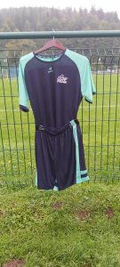 komplet stroju piłkarskiego