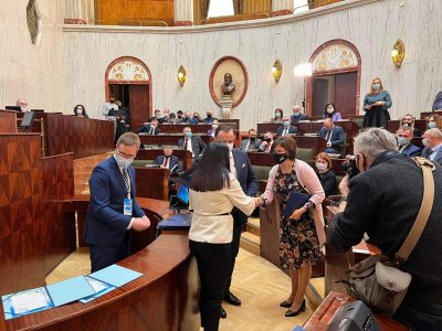 Wręczenie certyfikatu potwierdzające udział w projekcie