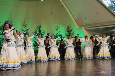 Compania Titular de Danza Folclorica Uanl z Monterrey - Meksyk