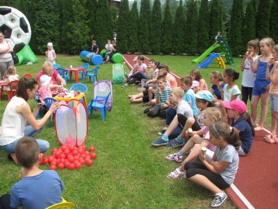 Dzieci podczas zabaw