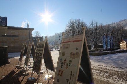 Wystawa na wiślańskim rynku