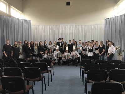 Uczniowie ZSGH w "umundurowaniu"