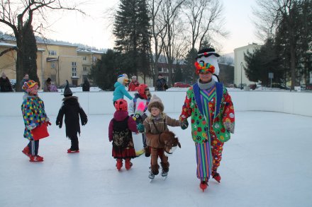 Uczestnicy Balu Przebierańców