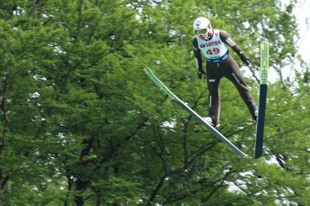 Kamil Stoch w powietrzu