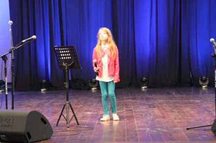 Występ młodzieży Społecznego Ogniska Muzycznego