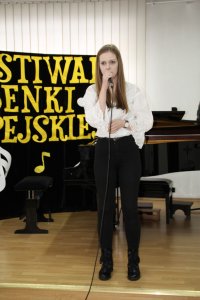 Uczestniczka VII Festiwalu Piosenki Europejskiej