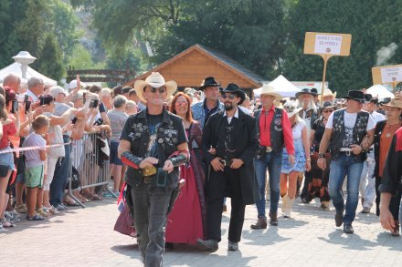 Korowód XX Wiślaczka Country