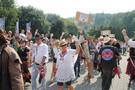 Korowód XX Wiślaczka Country