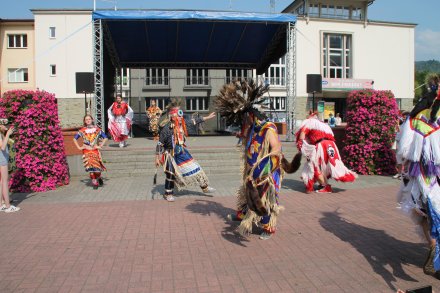 Pokaz tańca indiańskiego w wykonaniu Catawby