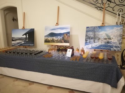 Fotografie Beskidzkiej 5 i poczęstunek dla gości