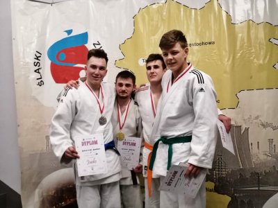 MZawodnik UKS Wisła Centrum Bartosz Baczyński z II miejscem na podium