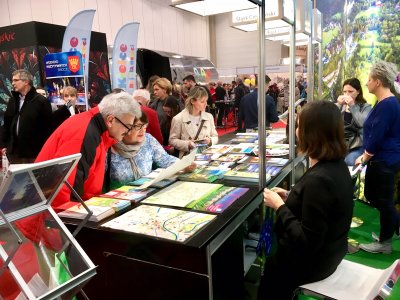 Stoisko Powiatu Cieszyńskiego i Beskidzkiej 5