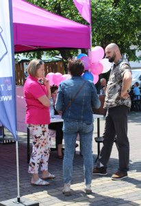 Stoiska z różnymi poradami medycznymi