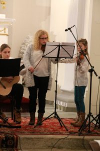 Fragment koncertu w wykonaniu młodzieży ze Społecznego Ogniska Muzycznego