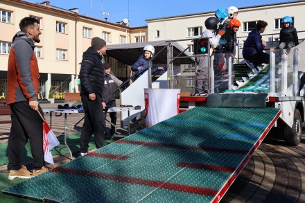 Akademia Lotnika na Placu Hoffa w Wiśle