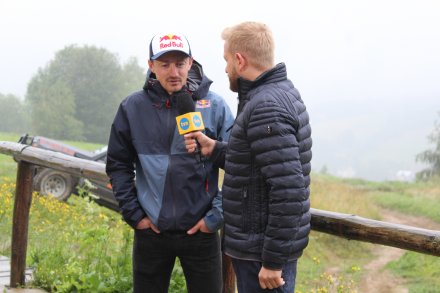 Adam Małysz w rozmowie z prowadzącym