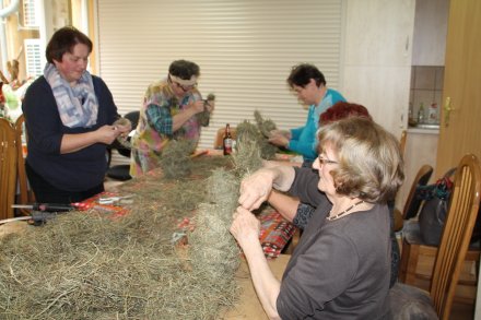 Uczestnicy warsztatów podczas pracy