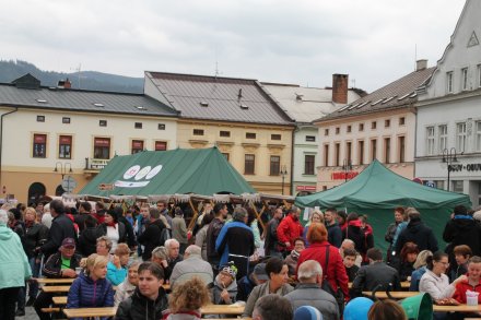 Uczestnicy Jarmarku Wielkanocnego