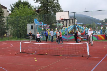 Zajęcia tenisowe w centrum Wisły