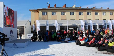 Wspólne kibicowanie na placu Hoffa