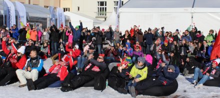 Wspólne kibicowanie na placu Hoffa